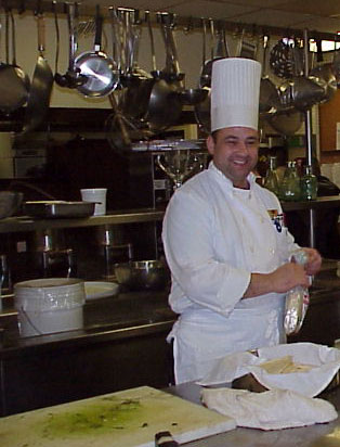 chefsolo.jpg (35070 bytes)